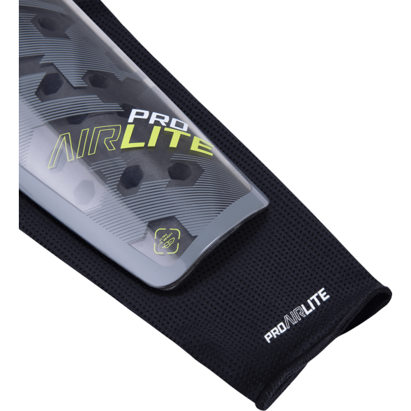 Щитки футбольные JOGEL Proairlite