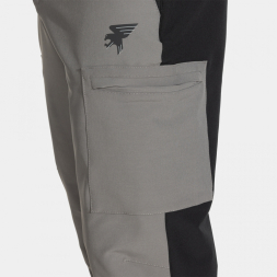 PANTALÓN LARGO EXPLORER GRIS