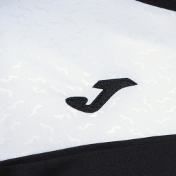 CAMISETA MANGA CORTA CREW V NEGRO ROJO