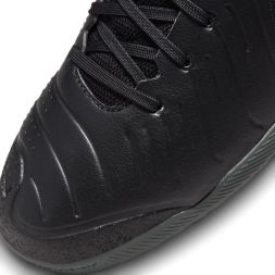 Бампы NIKE LEGEND 10 ACADEMY IC DV4341-040